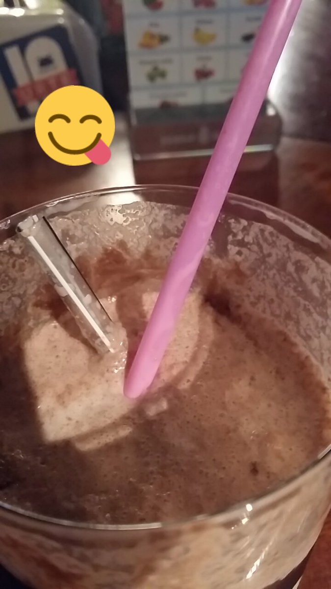 PeachSan1's tweet photo. #RicoRico #KinderBueno #Batidito https://t.co/jbiTvGykBt
