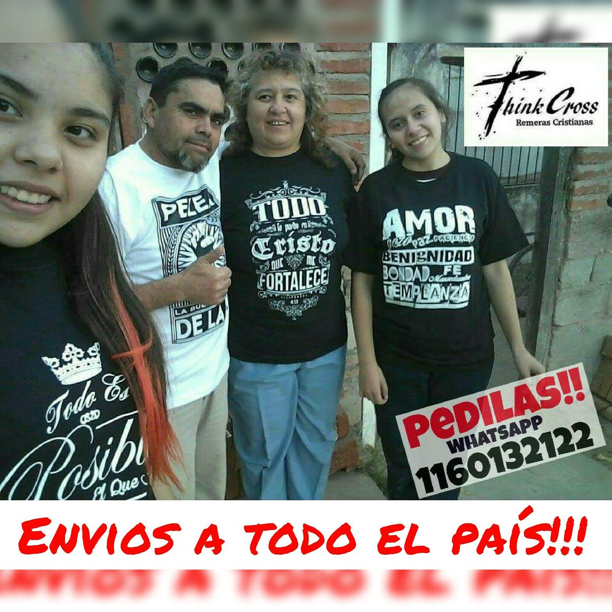 thinkcrossok's tweet image. Estanislao y su familia posan supercontentos con sus remeras Thinkcross!
 Pedinos tu remera x whatsapp: 1160132122