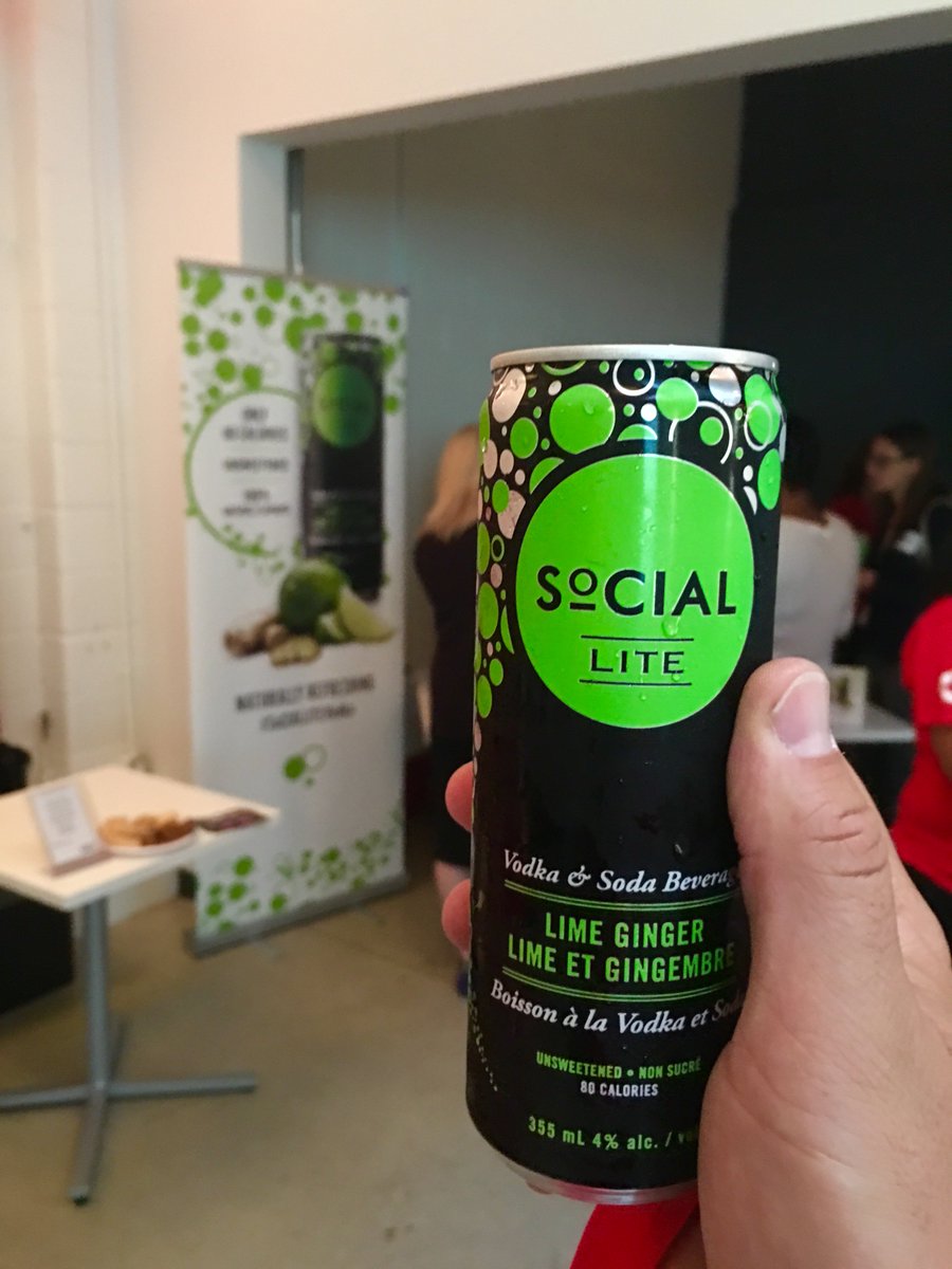 TorontoStarts's tweet photo. Great event tonight. Thank you for presentation @SoCIALLITEVodka and for the drinks #werkSUT https://t.co/EROHo91DEx
