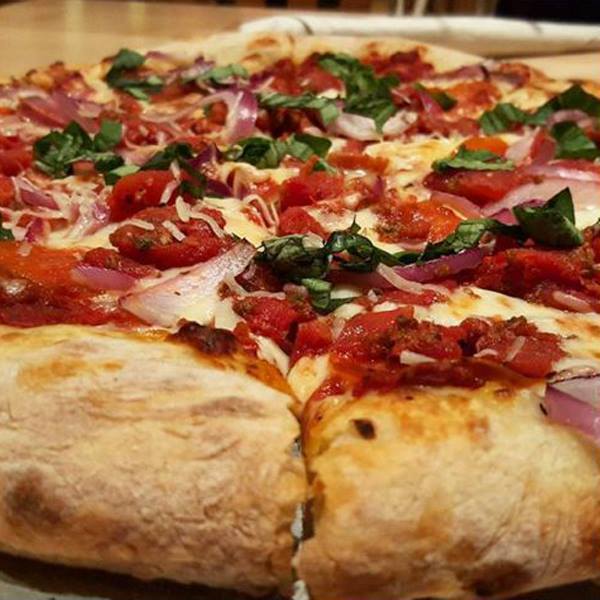thetomatohead's tweet photo. A balanced diet is having a piece of #pizza in each hand. 🍕🍕 https://t.co/IRq4dh7wGv