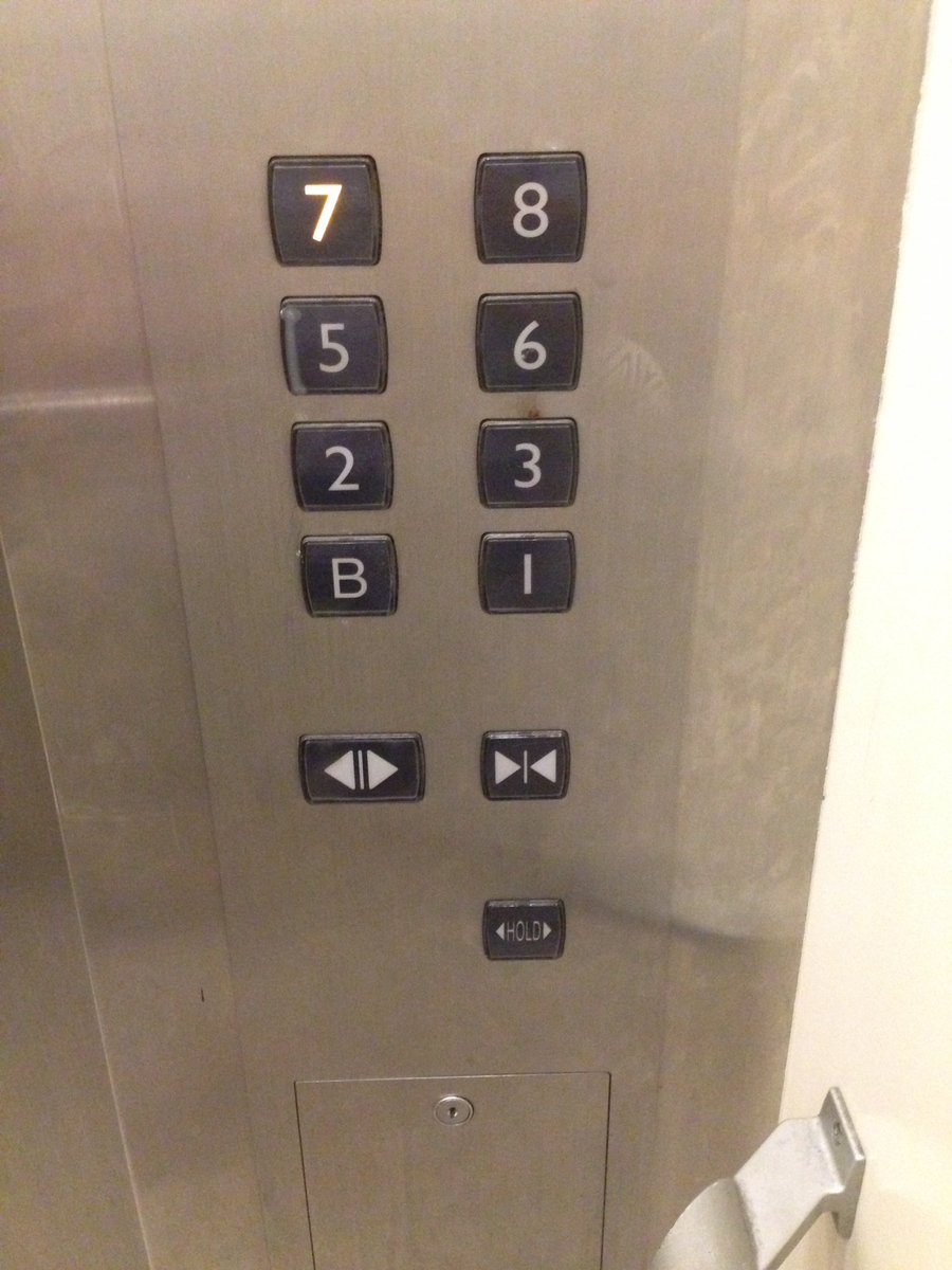 vncblz's tweet photo. Where's the 4th floor, eh?? #SeeBu https://t.co/JKb0aVVmrh
