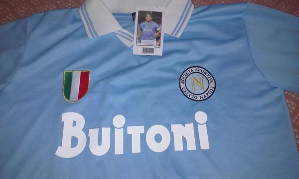 FapezCamisetas's tweet photo. Napoli Buitoni, Maradona, talle XXL queda. Se va a $360. https://t.co/A771R3TYlK