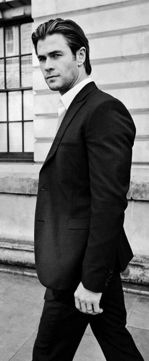 لا تنَدم علىّ صمتُك إطلاقاً فَنحنُ نخسّر الآخريَن دائمًا بسببّ الحديث الزائِد🎈