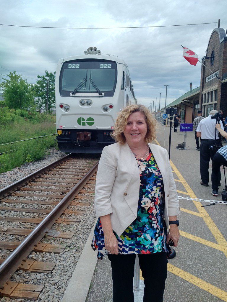 cindyforster's tweet photo. At the #NiagaraGO announcement. A lot of folks worked hard to make this happen. Way to go Team #Niagara! https://t.co/J4S6Lph3HX