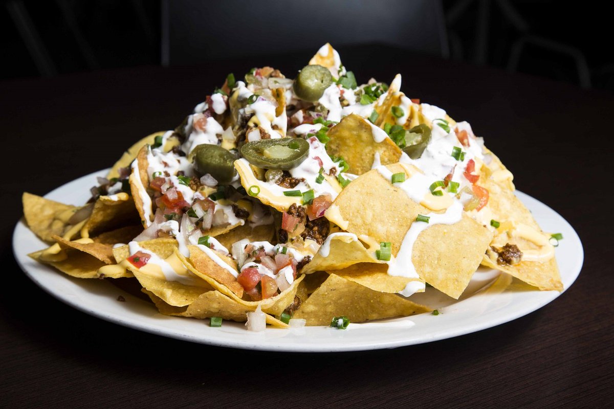 flamasgrillpty's tweet photo. Es hora de matar tu antojo de Nachos. 😎��
#FlamasGrill #BrisasDelGolf #PTY #nachos https://t.co/A13wWBBZJo