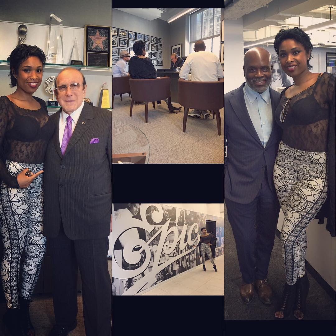 colocanoidol's tweet photo. Jennifer Hudson troca de gravadora e agora é da Epic Records https://t.co/czx9JfFcf0 https://t.co/VtKVTAFpjp