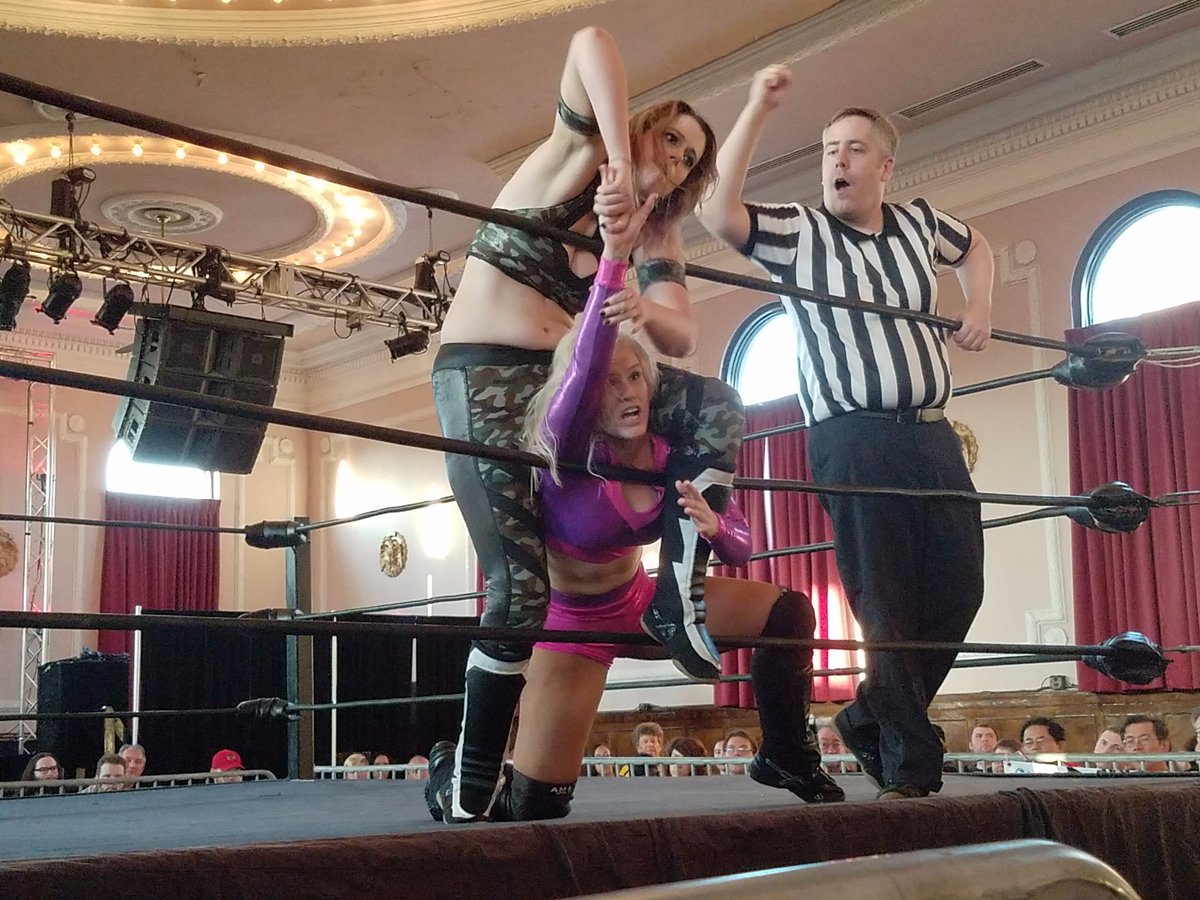 JIrwinNXTFan's tweet photo. #Shimmer83 @nmatthewsninja taking full advantage of the 5 count https://t.co/PB4Zb8d8MJ