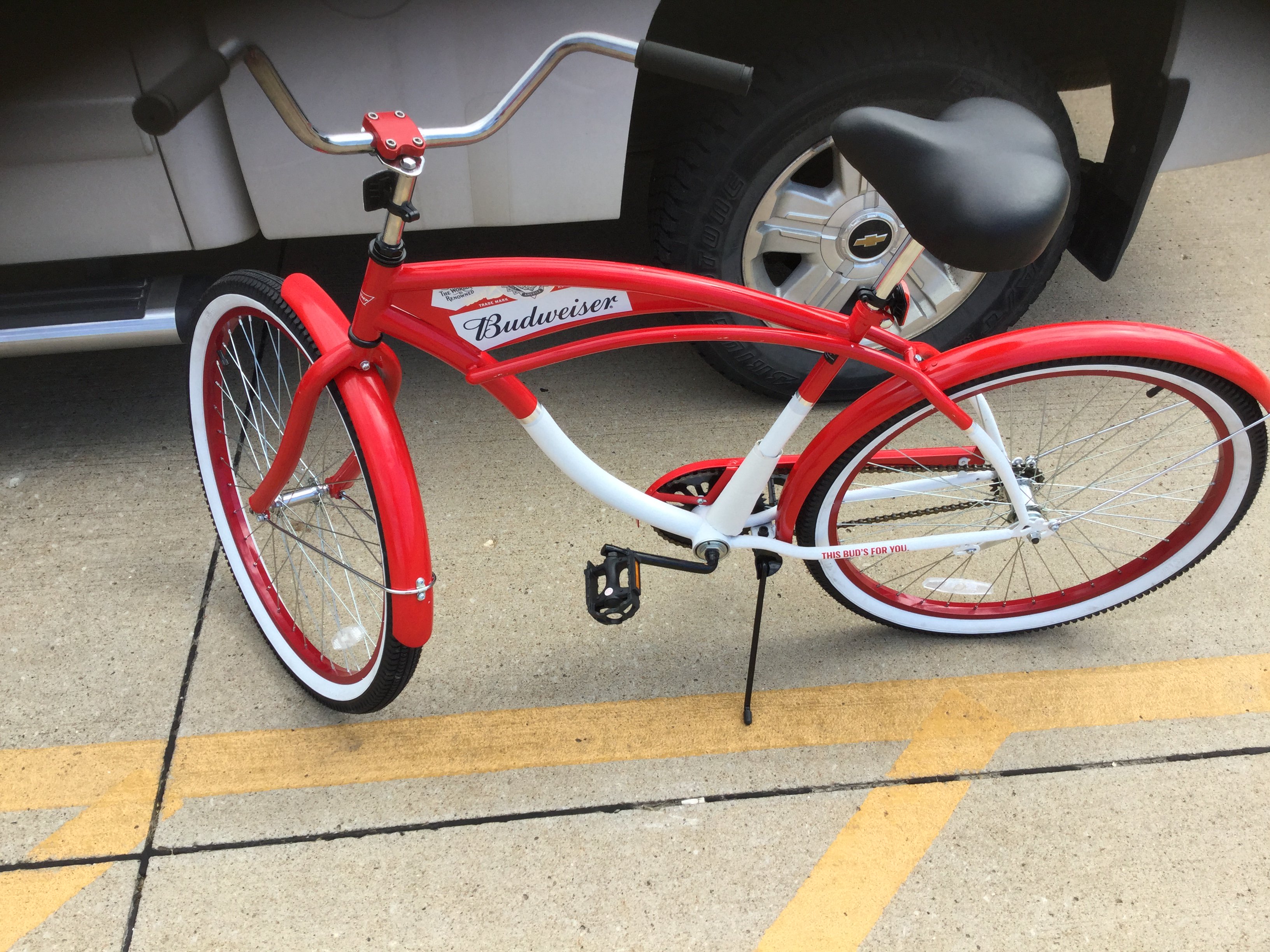 Budweiser best sale beach cruiser