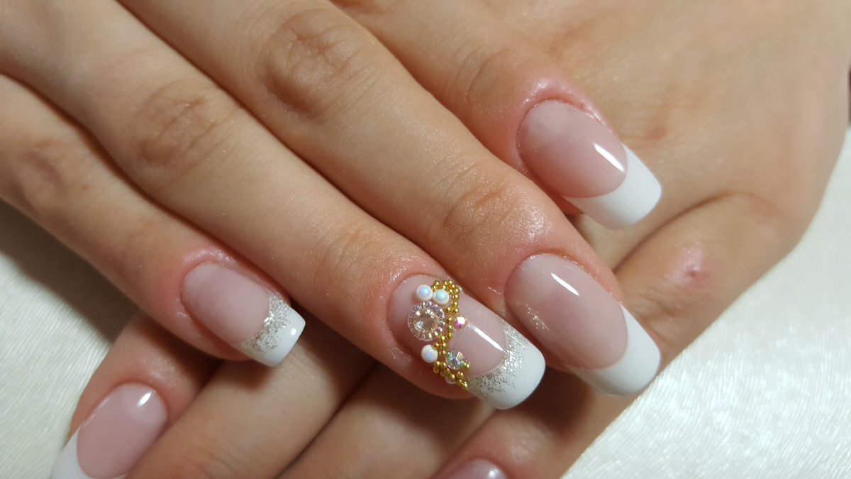 lyninails's tweet photo. Studioklassiker 😊 https://t.co/WzHdqoBHrA