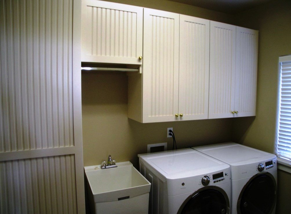 CustomClosets_'s tweet image. Let us be your problem solvers! Come in to see how much come extra storage space can help organize that laundry room