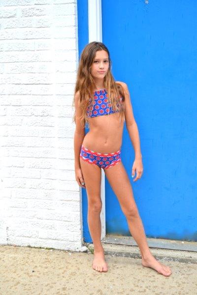 Darien Sport Shop 在Twitter 上："Time to hit the beach in patriotic style!  Choose Squirtini Bikini for girls swim! #squirtini #girlsswimsuits  https://t.co/mKrbVl1AFC" / Twitter