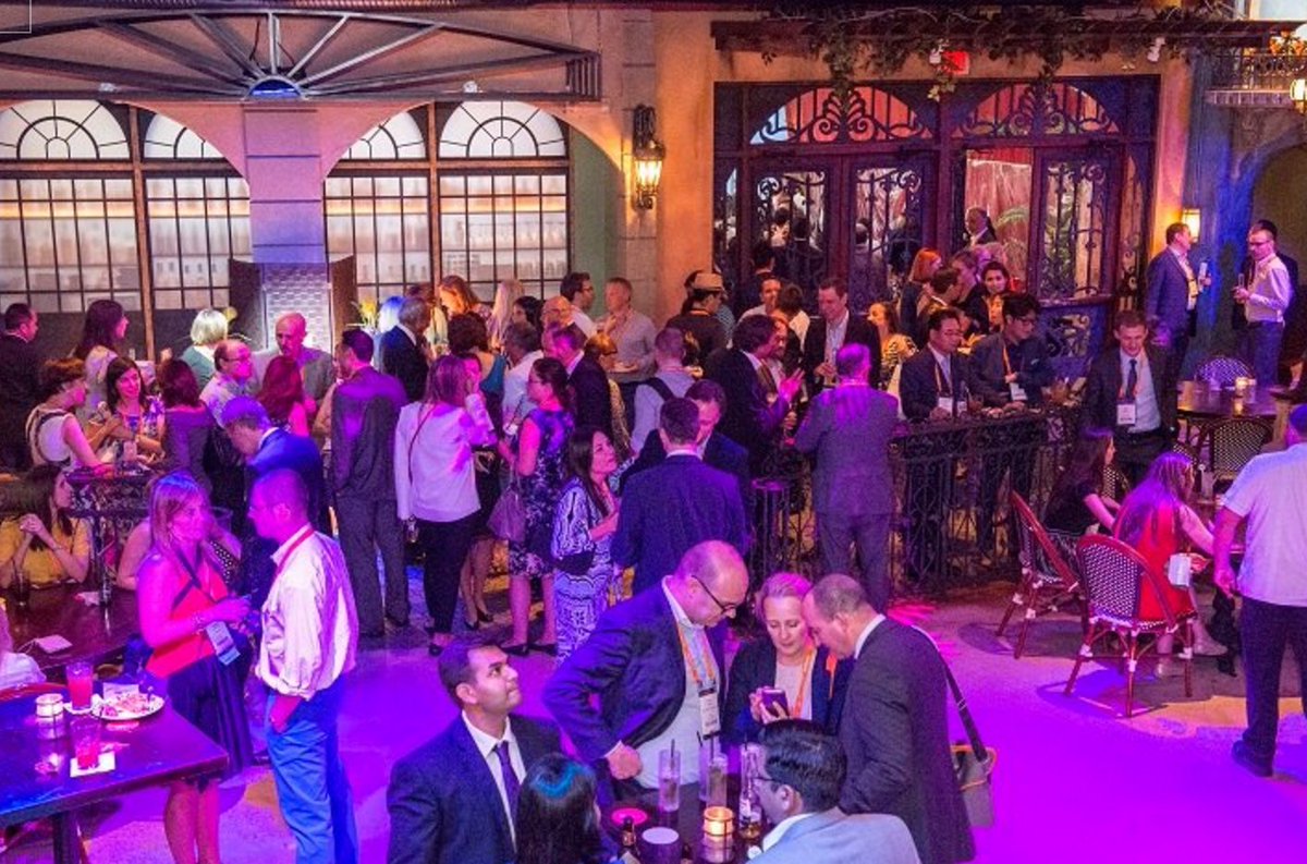 Acumass's tweet photo. Lovely photographs just surfaced from the wonderful @Dumont_ #INTA16 reception back in May - Such a fun night! https://t.co/5KKVJCfzXf