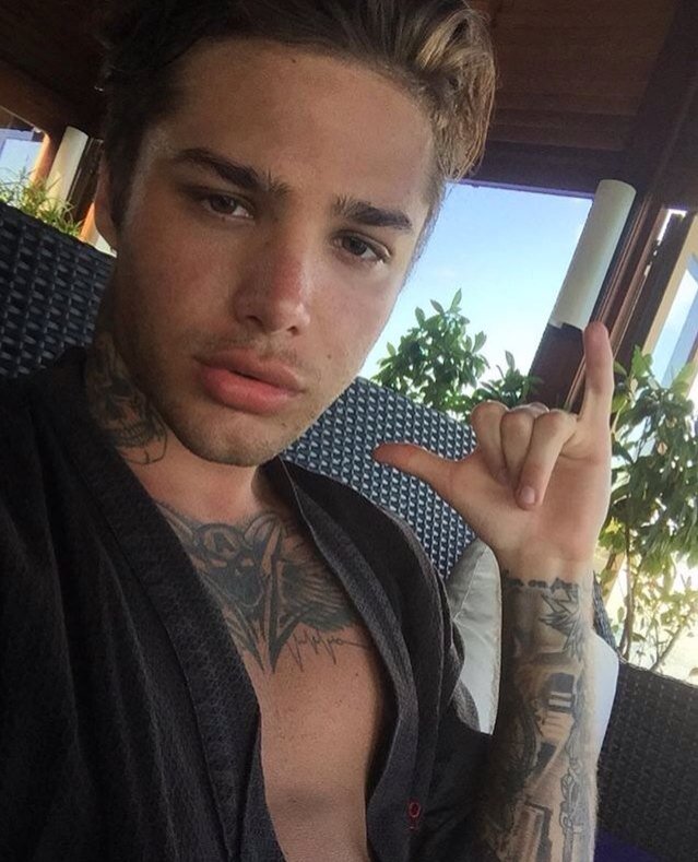 alexeirpgworkh's tweet image. oe la keh