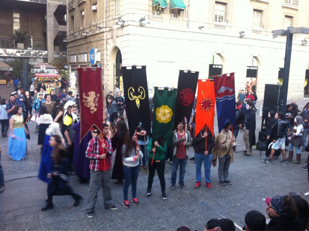 la_Fech's tweet photo. Todo listo para que comience el FlashGot por la educación en Plaza de Armas. https://t.co/OkwxqHyNwP