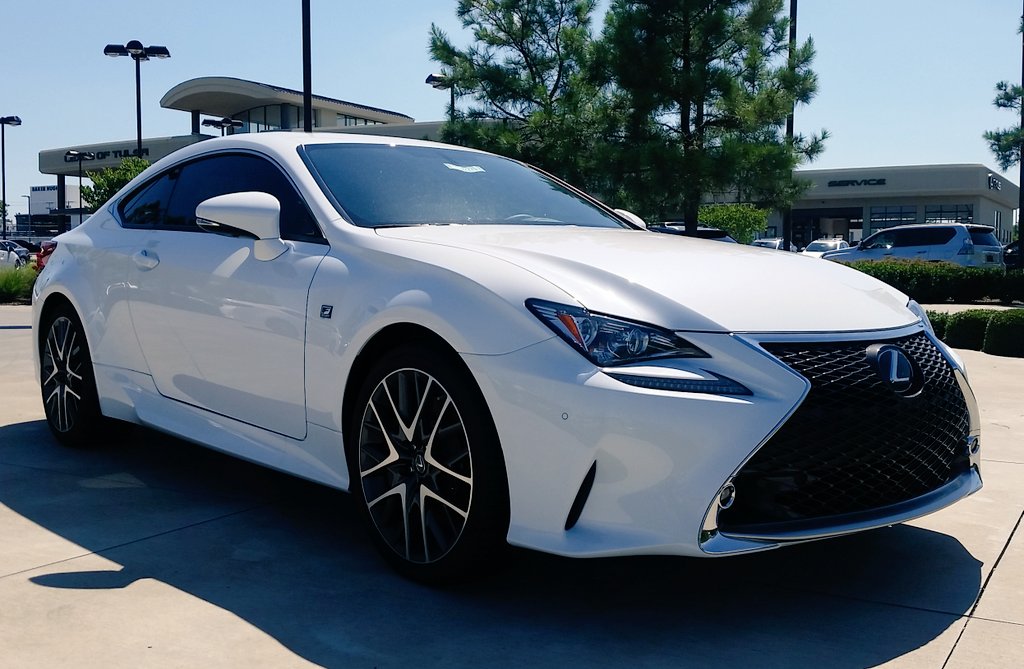 Just when u thought it couldn't get any hotter in #Tulsa-we display the 2016 #RC350 F-Sport in #EminentWhitePearl