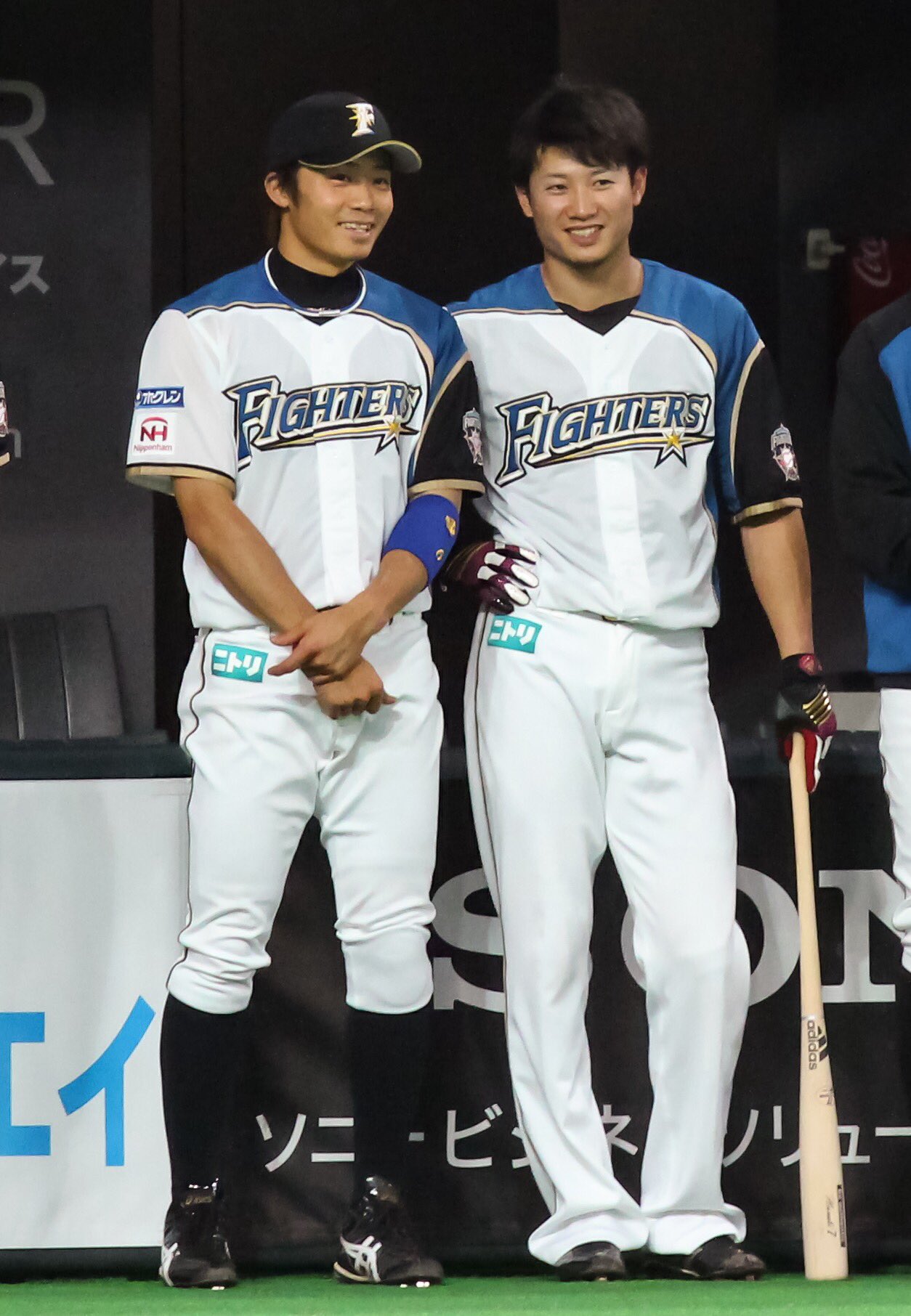 ファイターズ ＃7＃9西川遥輝＆中島卓也グッズセット② 0017285047l.jpg