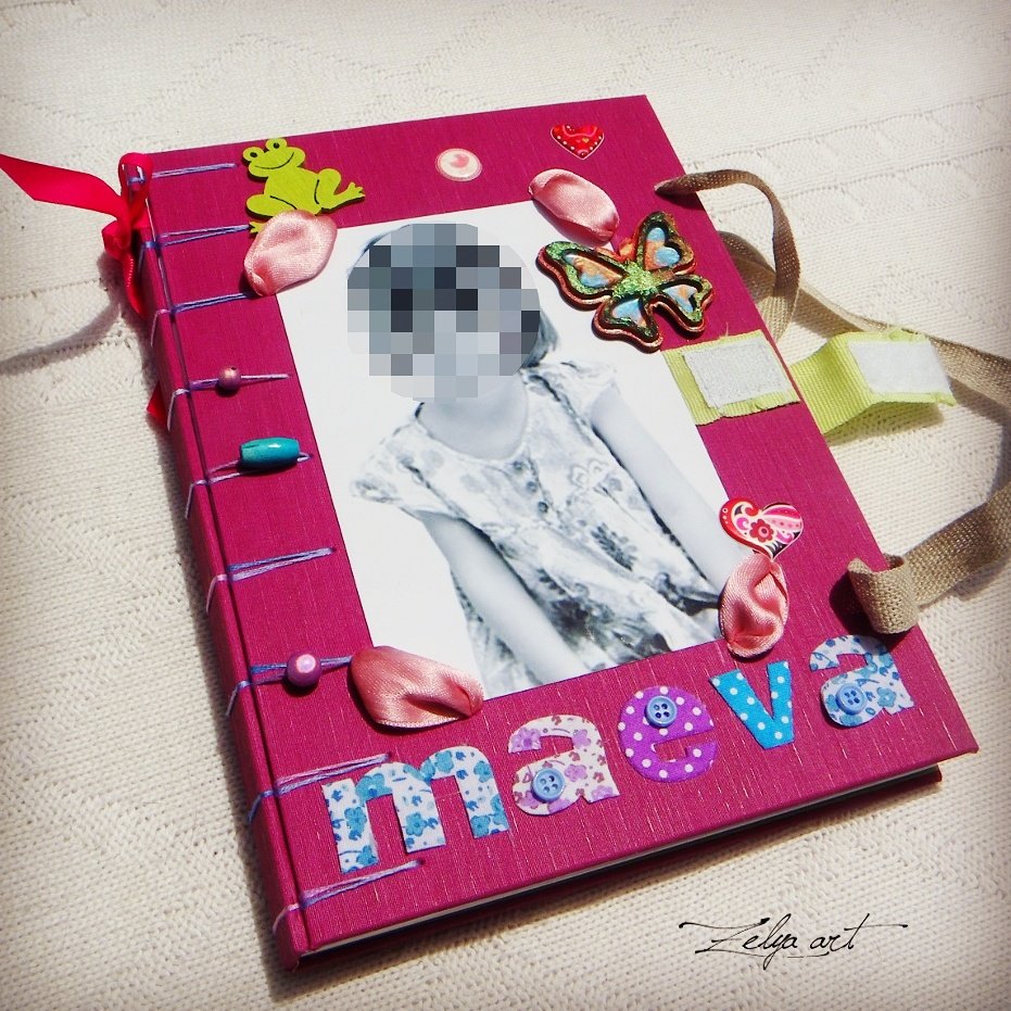 ZelyaArt's tweet photo. #baptêmes #bookbinding #handbound #baptismbook #guestbook #zelyaart #handmade #belgianbinding #arrisanal #diyprojec https://t.co/Izxjb2P3yJ
