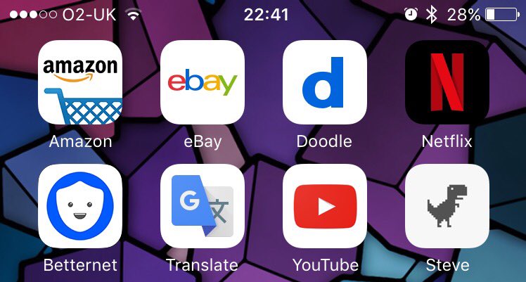 dannoutt's tweet photo. #Netflix iOS updated and its logo background is now black. Have to rearrange the screen. #OCDStruggles #NetflixLogo https://t.co/77jtppB2C9