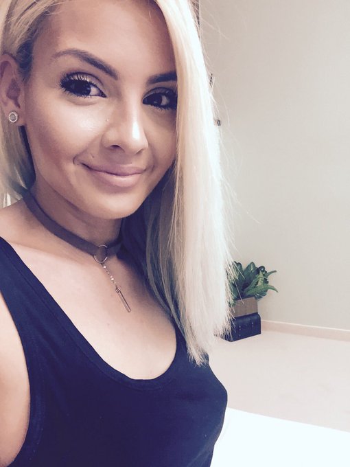 Heya blibodeyyyyyy!Online right now!!See ya there!!Hugs🤗😘🤗🤗👽👽👽@ProAvc_Models @JasminDotCom @LiveJasmin<a href="/tag/tuesday"class="tags"><span>#tuesday</span></a><a href="/tag/blonde"class="tags"><span>#blonde</span></a><a href="/tag/online"class="tags"><span>#online</span></a>