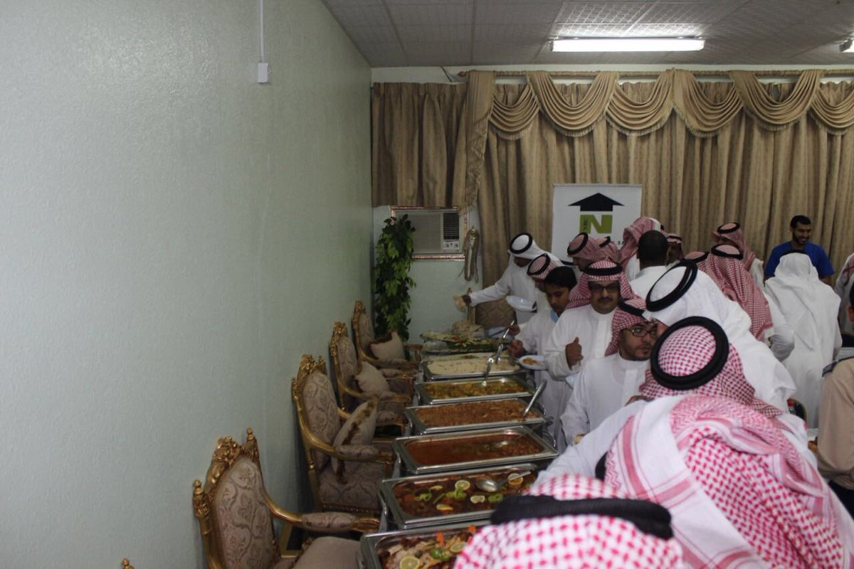 AT_SH_AR's tweet photo. وحضر مدير عام الفرع أ حزام متروك ومدير عام فرع العمل أ فارس البلوي ومديرمركز التنميه وعدد من موظفي شركة اسمنت https://t.co/kHFHIX8LOt