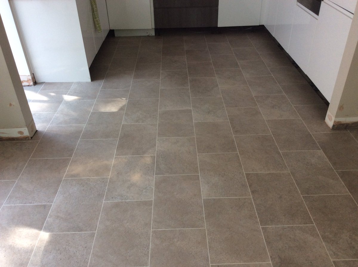 Ronstiling's tweet image. Karndean flooring in Wrexham