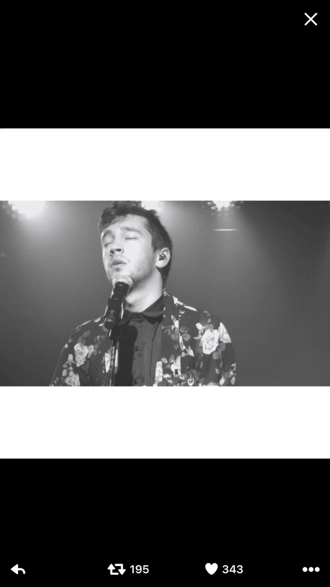 hbd_troye's tweet photo. Guys please I need to find where those pictures are from please help me 😫😫😫 https://t.co/7ILk3M3PWk