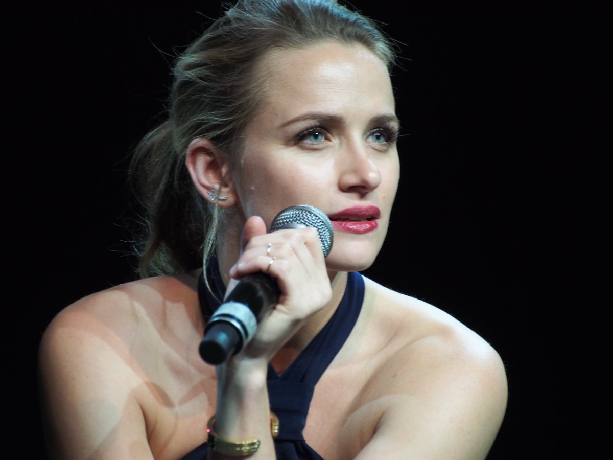mrsjag79's tweet photo. Thank you so much @TheRealShantel for coming to the @ArcConvention. You are so kind, sweet and beautiful. https://t.co/RmDuefwDxs