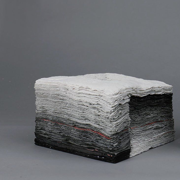 CFileOnline's tweet photo. @jongjinpark_ceramics layered, papery vessels that look like they could flake apart in your hands.

#Repost @Jongji… https://t.co/nDLp3a0L0w