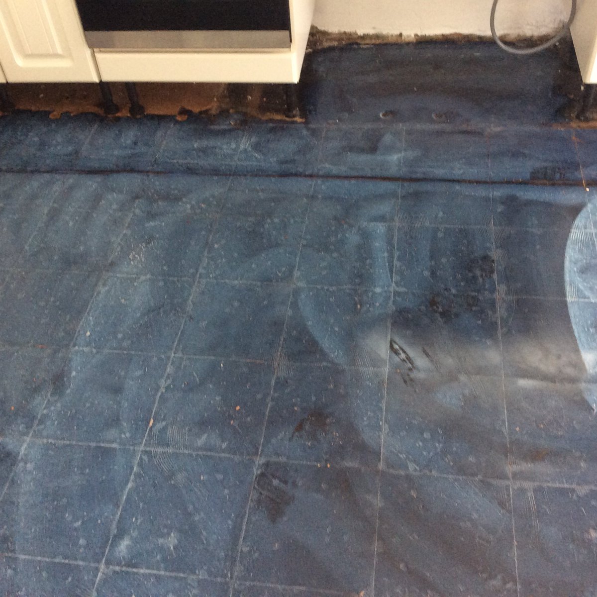 Ronstiling's tweet image. Little kitchen floor in Wirral