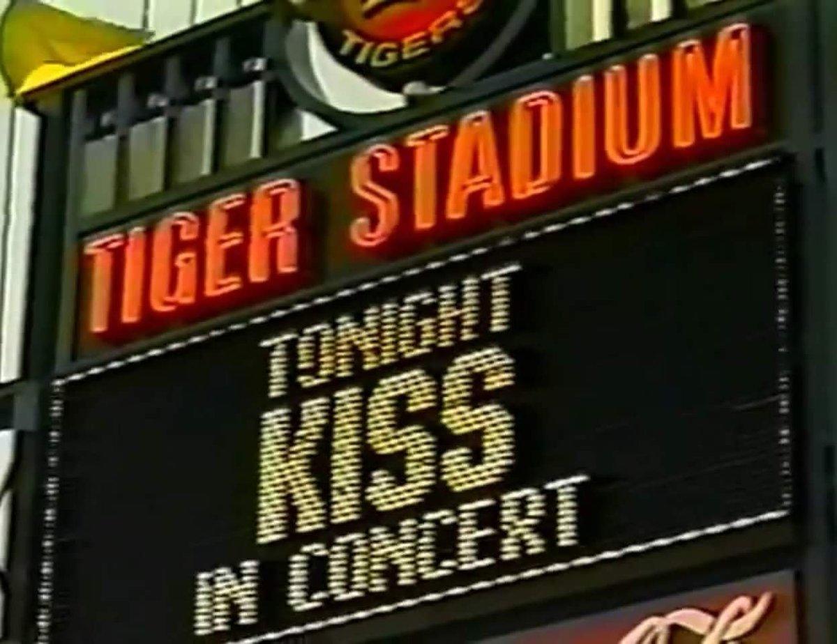 KISS on Twitter "KISSTORY 1996 20 Years ago today KISS rocked Tiger