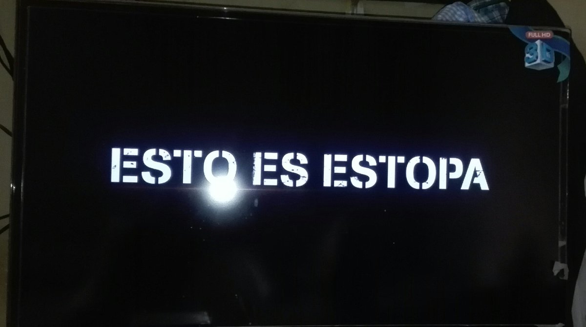 oskrhf's tweet photo. Martes #Estopero #EstopaDirectoAcustico @estopaoficial https://t.co/oINjRaFPsN