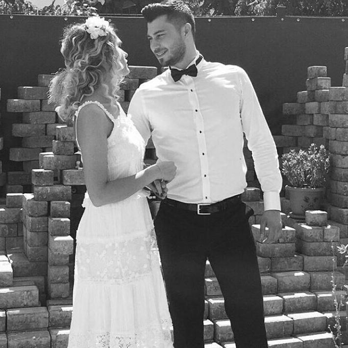 Hazemm65's tweet photo. Kalp var dayanmıyoo 😯☺🔥 #kısmetseolur https://t.co/u8R7vZL6BK