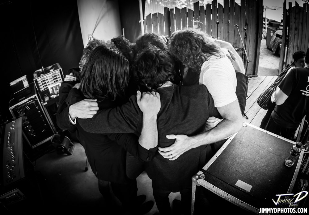 JimmyDPhotos's tweet photo. @4kingandcountry preshow prayer before #SpiritSong16 #JimmyDphotos https://t.co/qvnE0ijmEi