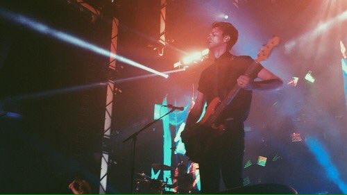 dalweekes's tweet image. I know this is super annoying but I'm restarting so please RT.

✨Dallon fake

✨First time as fake

✨Descriptive