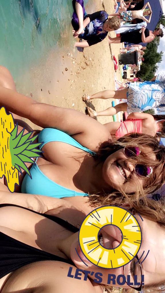 messimoreanne's tweet photo. #fugitivebeach https://t.co/Tf4SkPRdqL