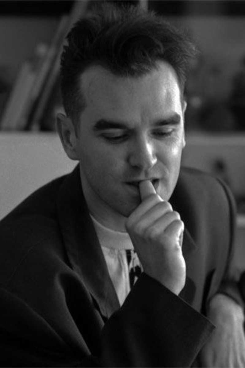 dailymoz's tweet photo. "Can you squeeze me 
Into an empty page of your diary 
And psychologically save me 
I've got faith in you" 
#Moz https://t.co/BfcNI8Y3JY