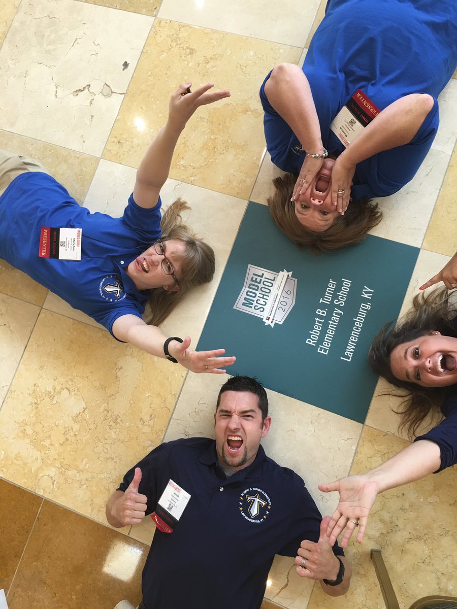 TurnerTitans's tweet photo. RBT teachers at the 2016 @RigorRelevance conference! Way to go Titans! https://t.co/tJ9yUfONwi