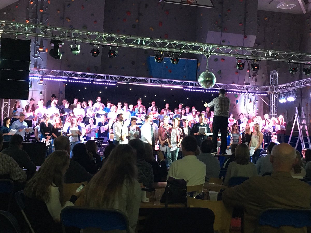 ReadingBlues's tweet photo. A fitting finale to both #SwingintoSummertime and Mr Sadler &amp; Miss Burrowes' time at Blue Coat. #legends https://t.co/FdgdMqI5Uq