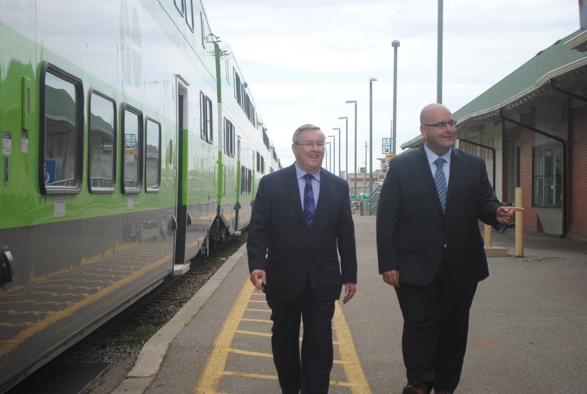 patsearle's tweet photo. Trains to Niagara are a GO. https://t.co/GgoVGh0lFE #NiagaraGO #onpoli https://t.co/Istkm6Gtuu