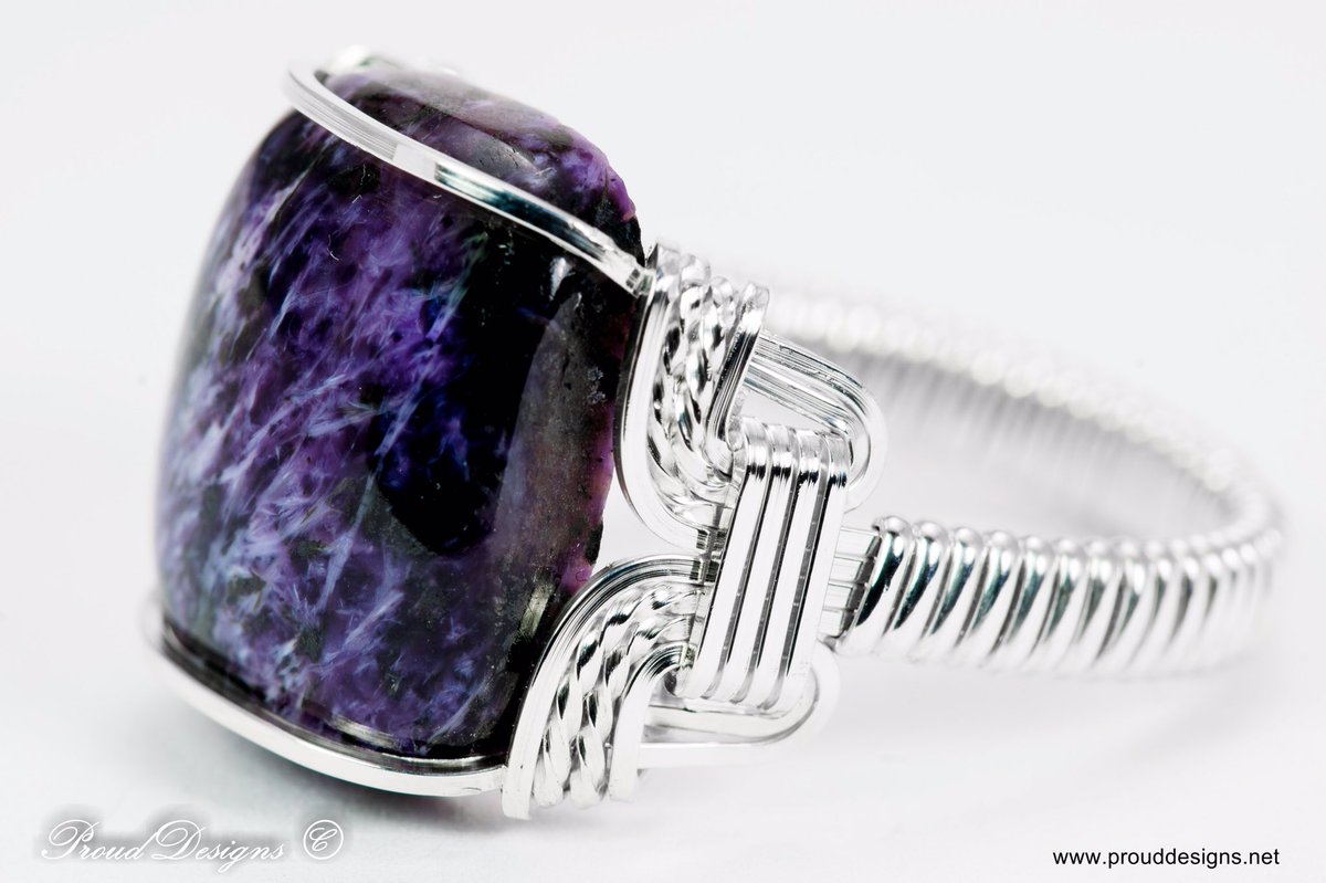ProudDesigns_'s tweet photo. Charoite wrapped in @ArgentiumSilver. #ProudDesigns #handmadejewelry #charoite https://t.co/3OlwP0Shve