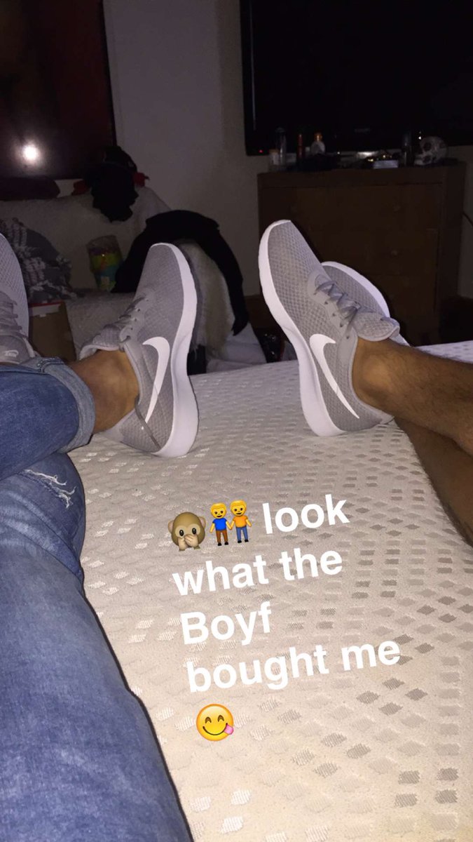 JoshMooreXXX's tweet photo. 🙊❤️ @LoganMoorePorn https://t.co/pbmYHHaeVv