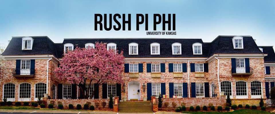 Our favorite pink house 💕 Don't forget to register for Fall Formal Recruitment! Link in Bio!