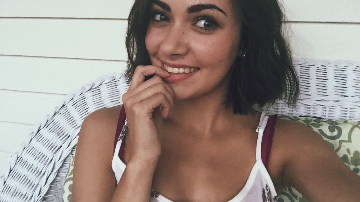 ambuttafoco's tweet photo. The shorter the sassier 💇🏻😜 https://t.co/uHV1vL3Scl