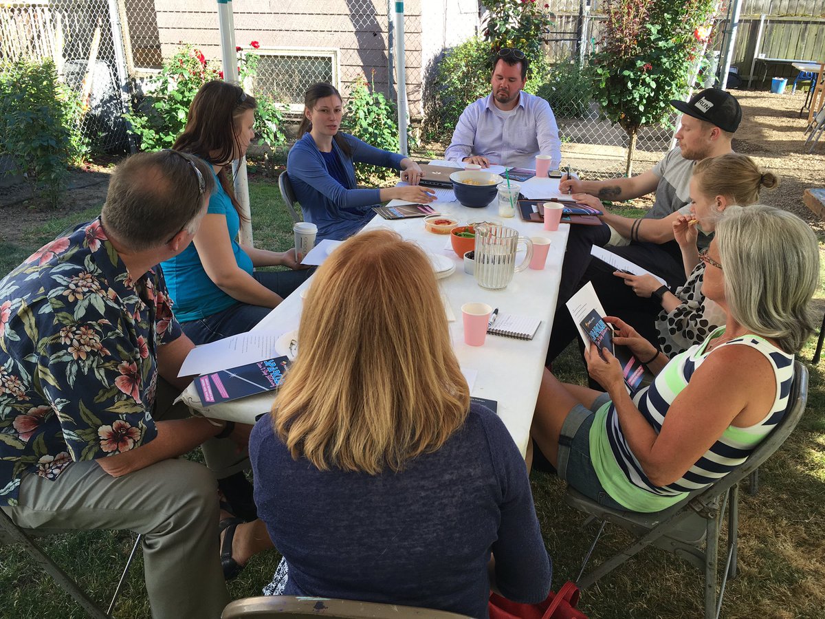 smbeaudoin's tweet photo. PHAME gala committee meeting - al fresco! Can't wait for Nov 6, 2016 Broadway themed #phamesparkle gala! https://t.co/9JkujDDHW1