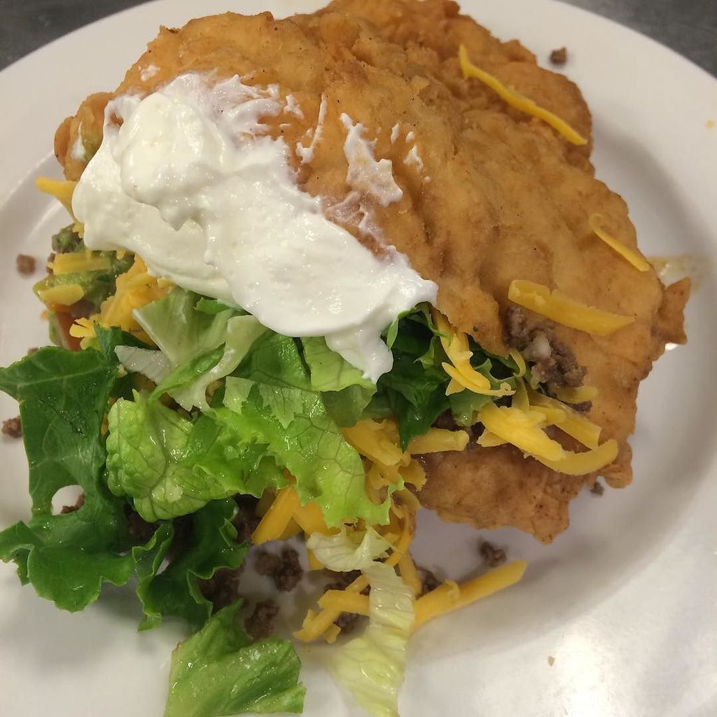 Directions_FSGV's tweet photo. :) RT @Directions_FSGV: #Bannock #tacos start our #Urban #Aboriginal #Culture program! https://t.co/W6xsuVR0B2 #Vancouver #youth #homeless