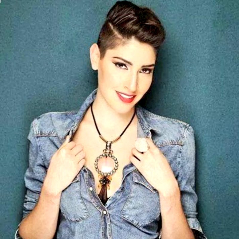 MeryYepez1's tweet photo. @haashoficial ashley te amamos mucho 😭😍 no nos gusta que estes triste, te amamos todos tus #ashfans RECUERDA TE AMO https://t.co/ZfuclMFVuu