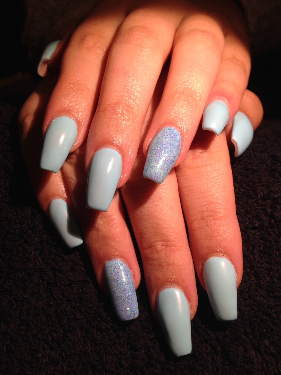 DarrLinz's tweet photo. My 1st set of coffin sculptureds on lovely Georgia: #i27 #TopMatte &amp; touch of glitter on the accent @INKNAILSLONDON https://t.co/N0Ms2KBJIT