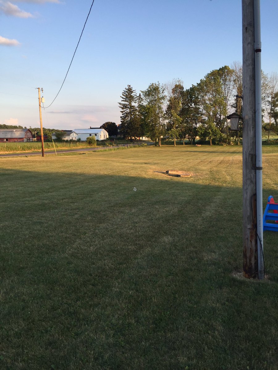 fuji1967's tweet image. Last time mowing that part of the yard. #shopbuild