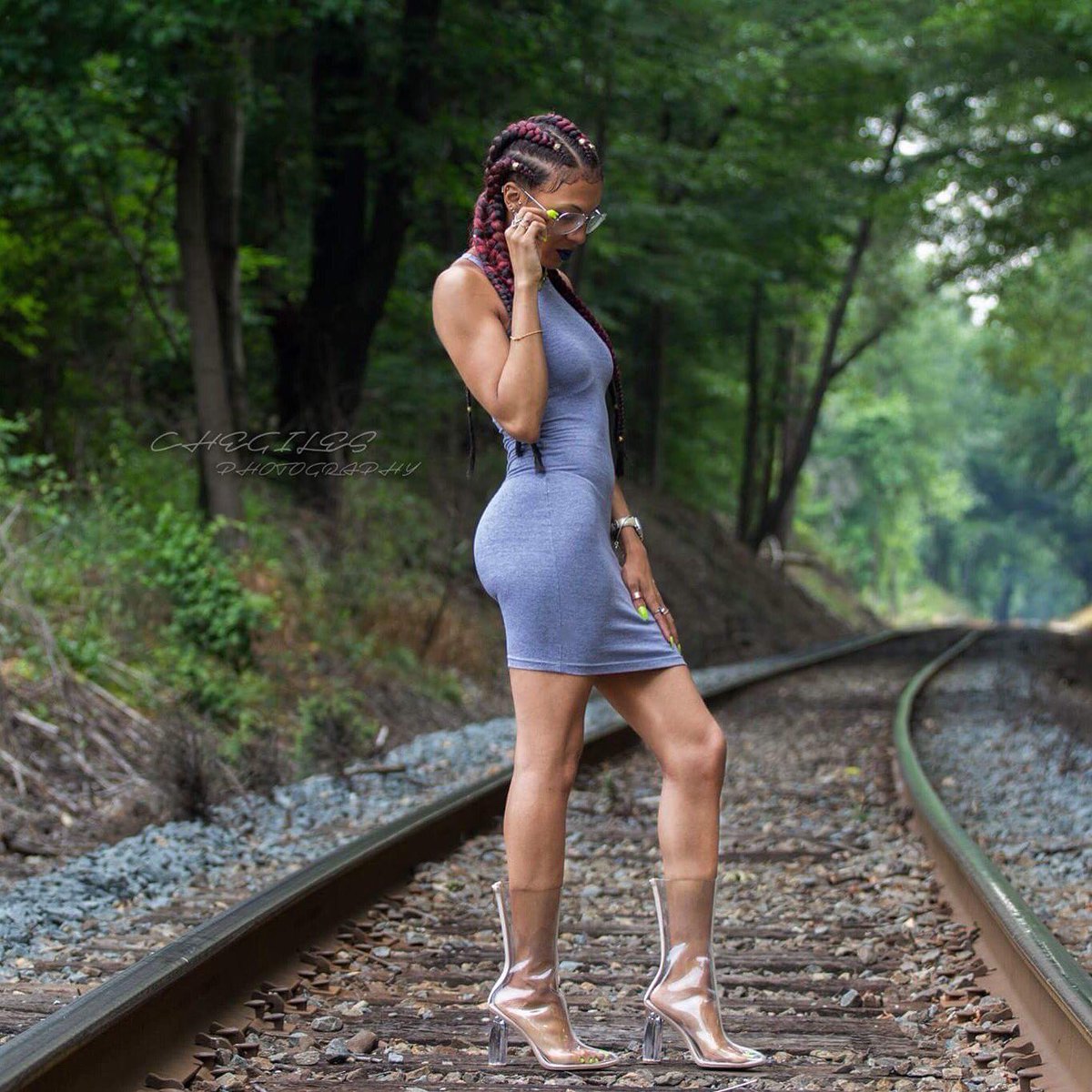 KeepUpWitMoni's tweet photo. You either with me or against me, either way you in my way✨💁🏽
Photocred: @BlackMigoChe https://t.co/RBv7M3GMyP