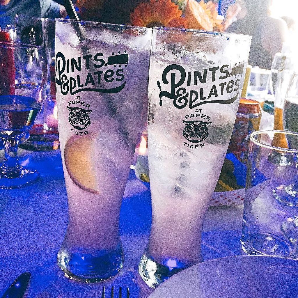 culinariasa's tweet photo. @larrylare and @radiantfern throw amazing parties. #i❤️them #pintsplates #greats https://t.co/9U86jOlXcP